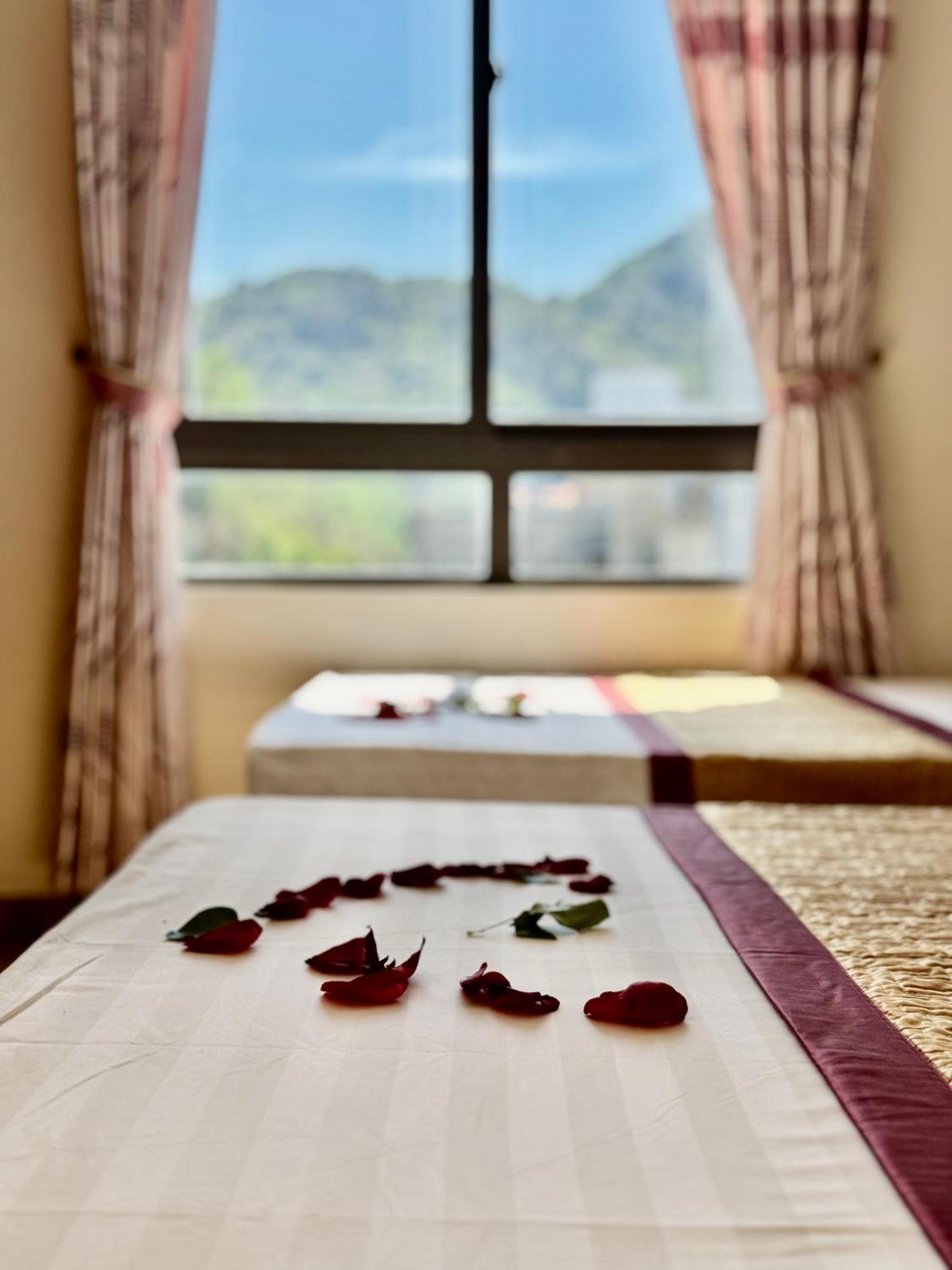 Thang Long Hotel Chan Chau 外观 照片